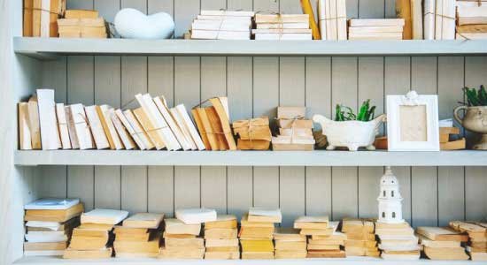 Give-Books-a-Spot-with-Chic-Bookshelves